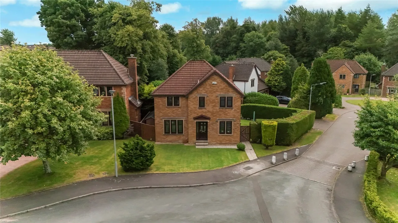 Fairlie, Stewartfield, East Kilbride, South Lanarkshire, G74, photo 21