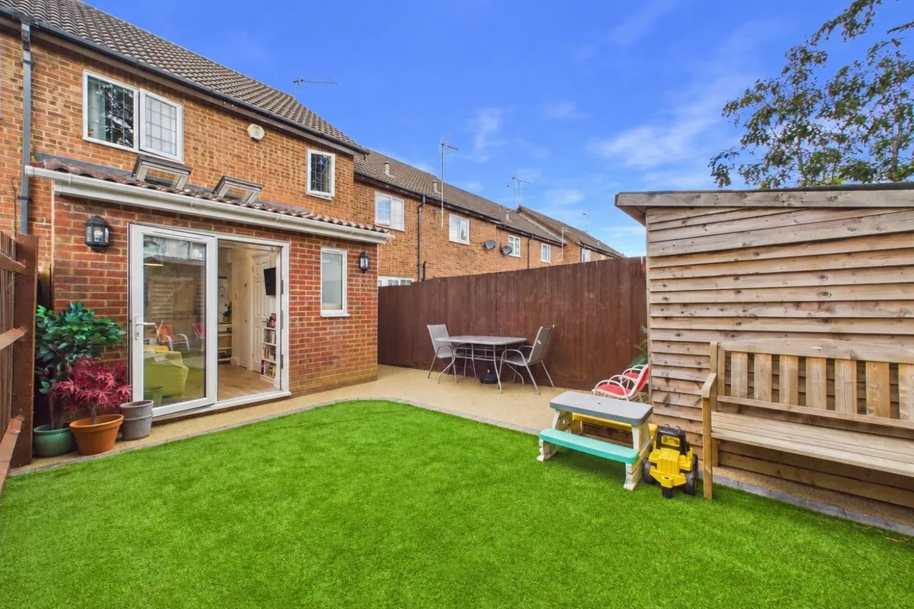 St. Georges Close, Leighton Buzzard, LU7, photo 15