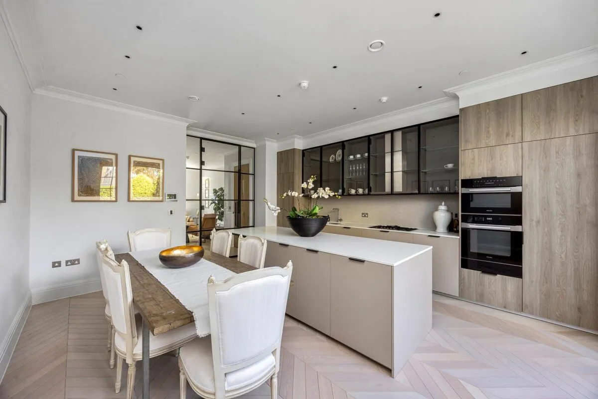 Fitzwalter Terrace at Magna Carta Park, Coopers Hill, TW20, photo 4