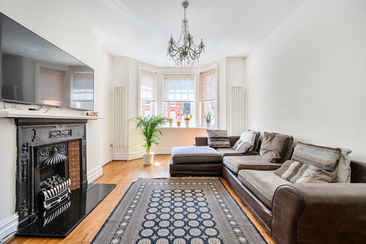 156 Hamlet Gardens, London, photo 7