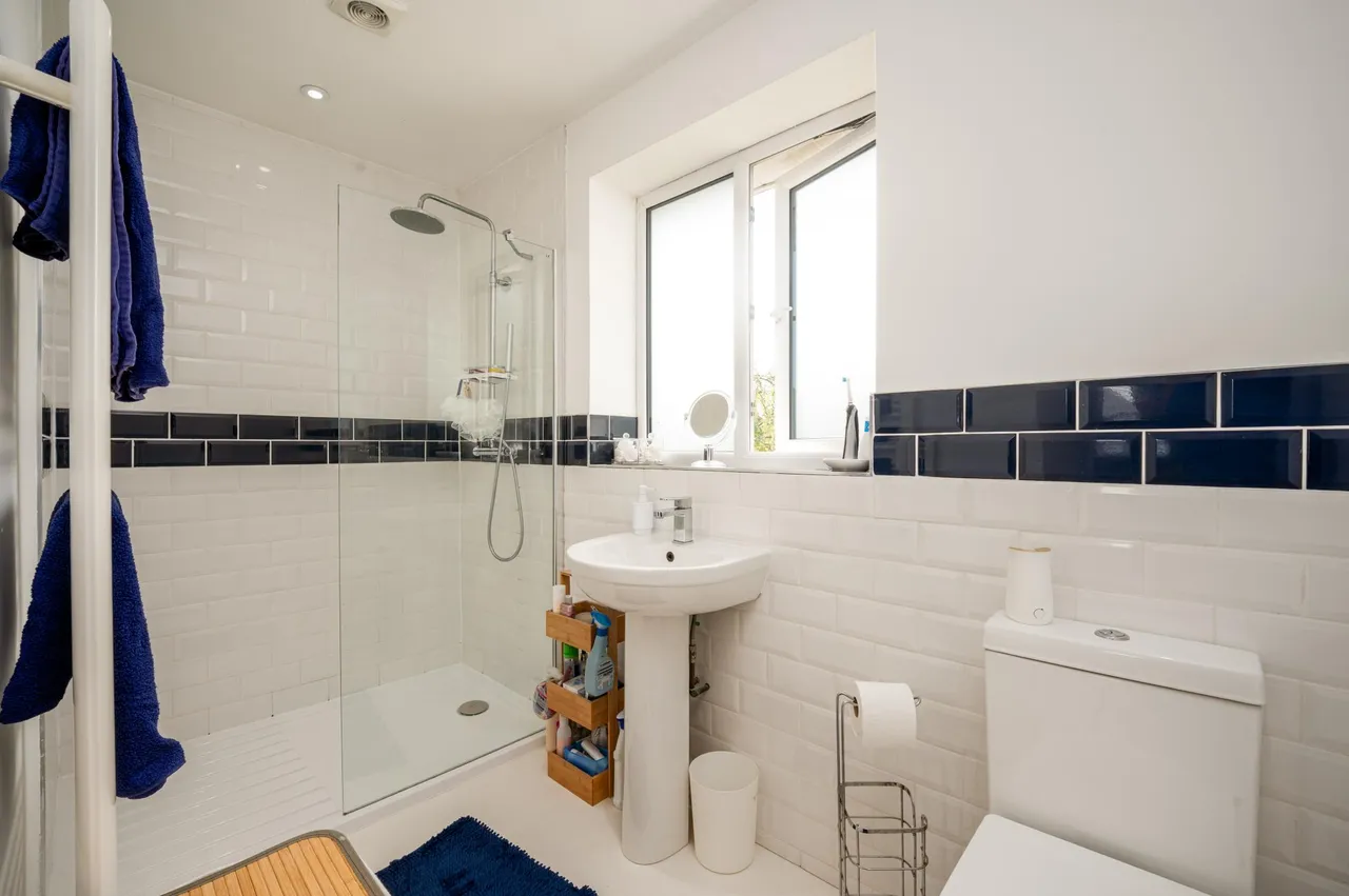 Blandford Avenue, Birmingham, B36, photo 27