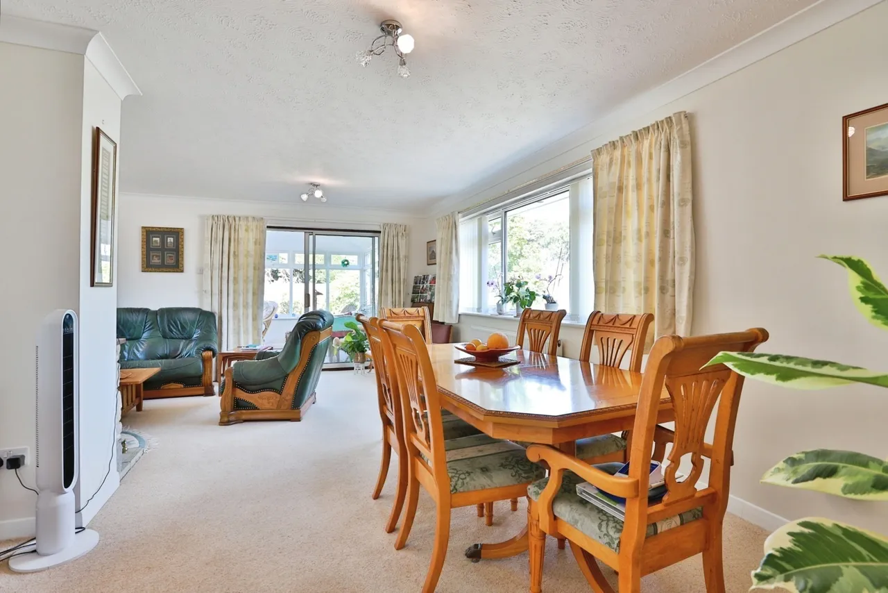 Pine Manor Road, Ashley Heath, BH24, photo 5