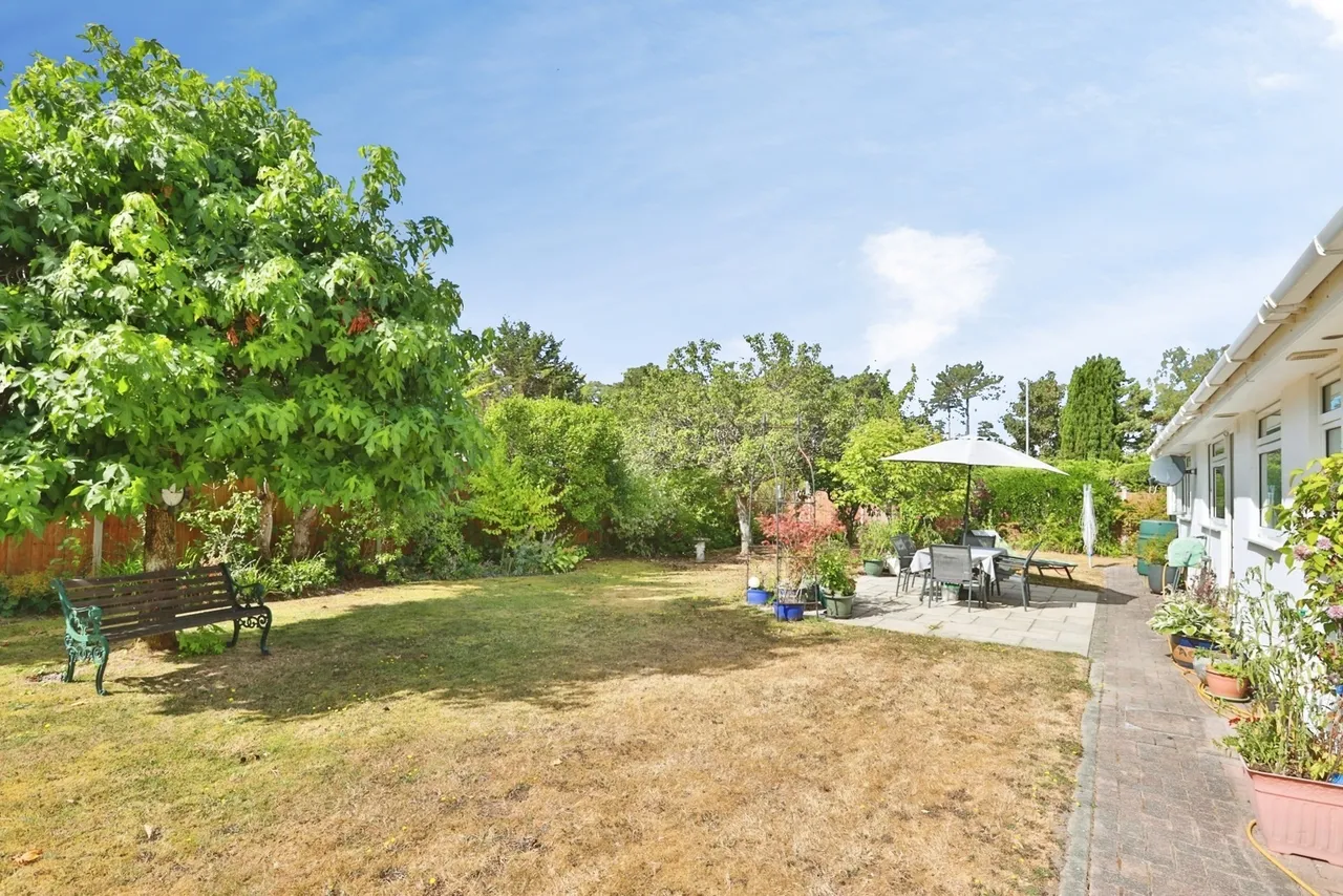 Pine Manor Road, Ashley Heath, BH24, photo 8
