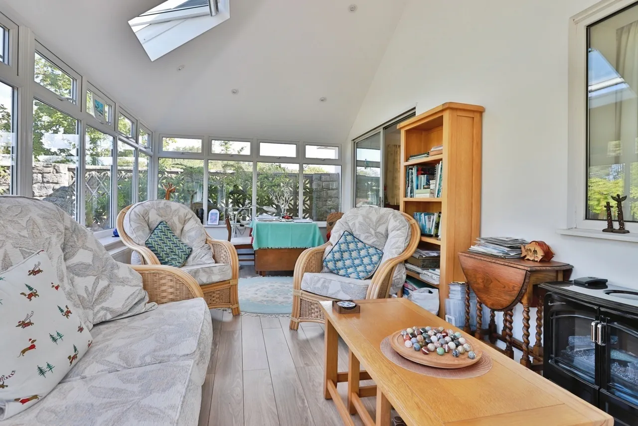 Pine Manor Road, Ashley Heath, BH24, photo 17