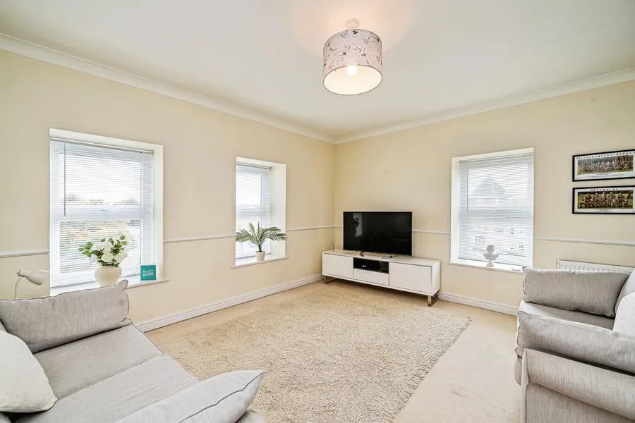 Pipit Gardens, Aylesbury, HP19, photo 8