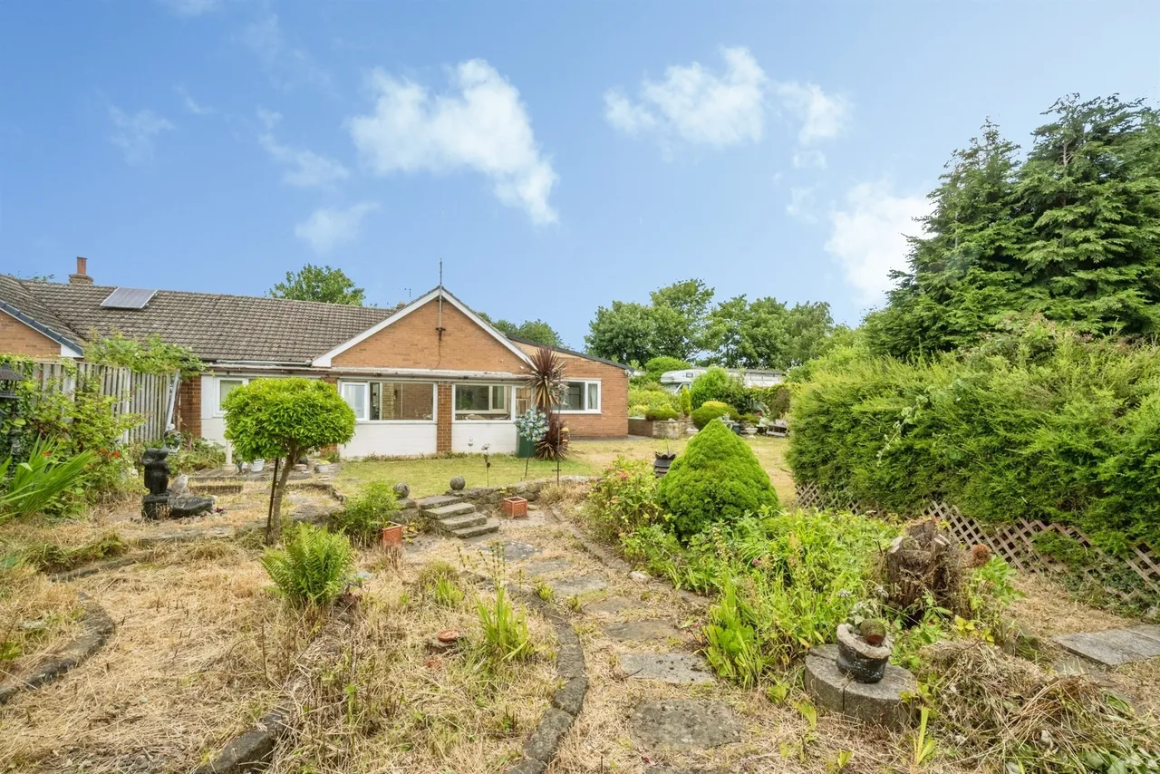 3 bed house for sale, Holly Bush Drive, Thurnscoe, S63