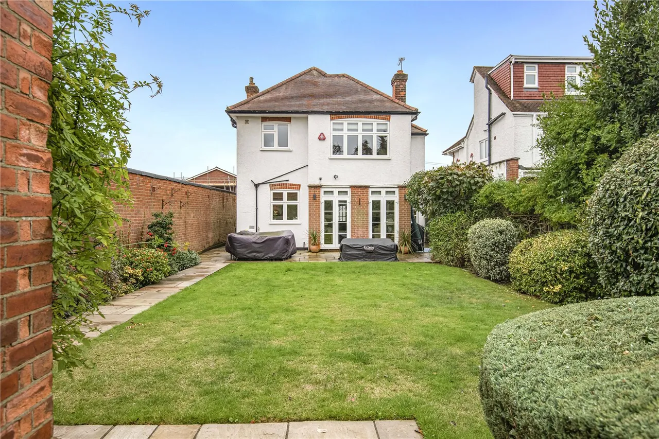Leys Gardens, Cockfosters, EN4 9NA, photo 23