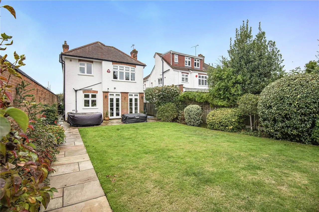 Leys Gardens, Cockfosters, EN4 9NA, photo 27