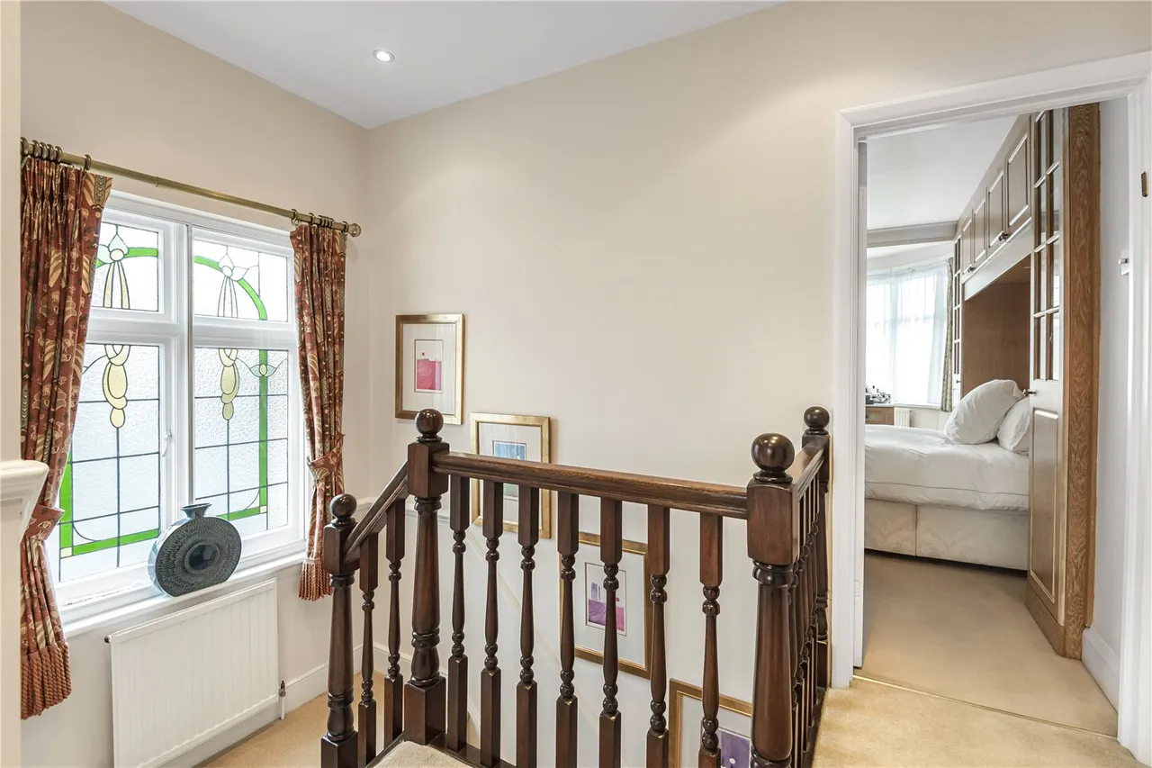 Leys Gardens, Cockfosters, EN4 9NA, photo 12
