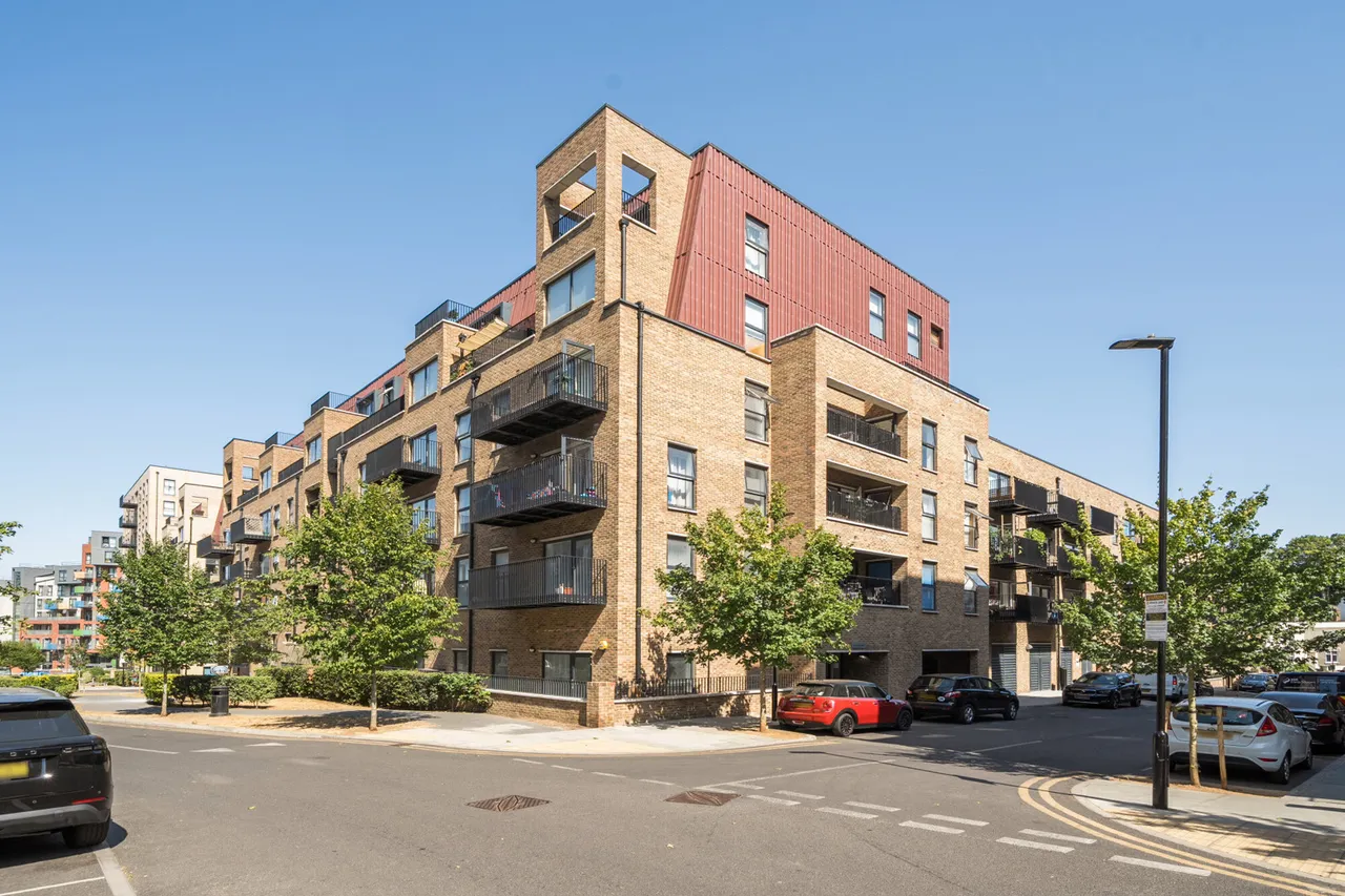 Rolfe Terrace, SE18, photo 3