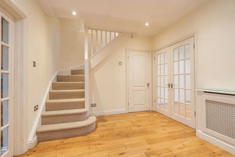 West Street, Marlow SL7 2BP, photo 3