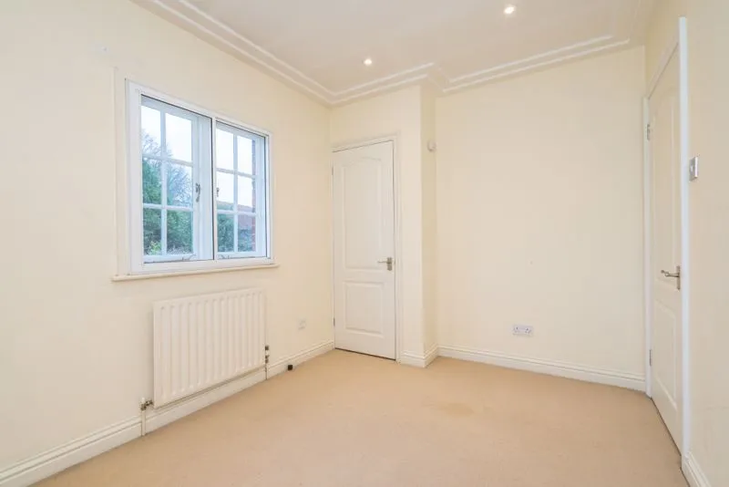 West Street, Marlow SL7 2BP, photo 6