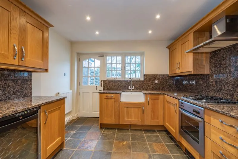 West Street, Marlow SL7 2BP, photo 4