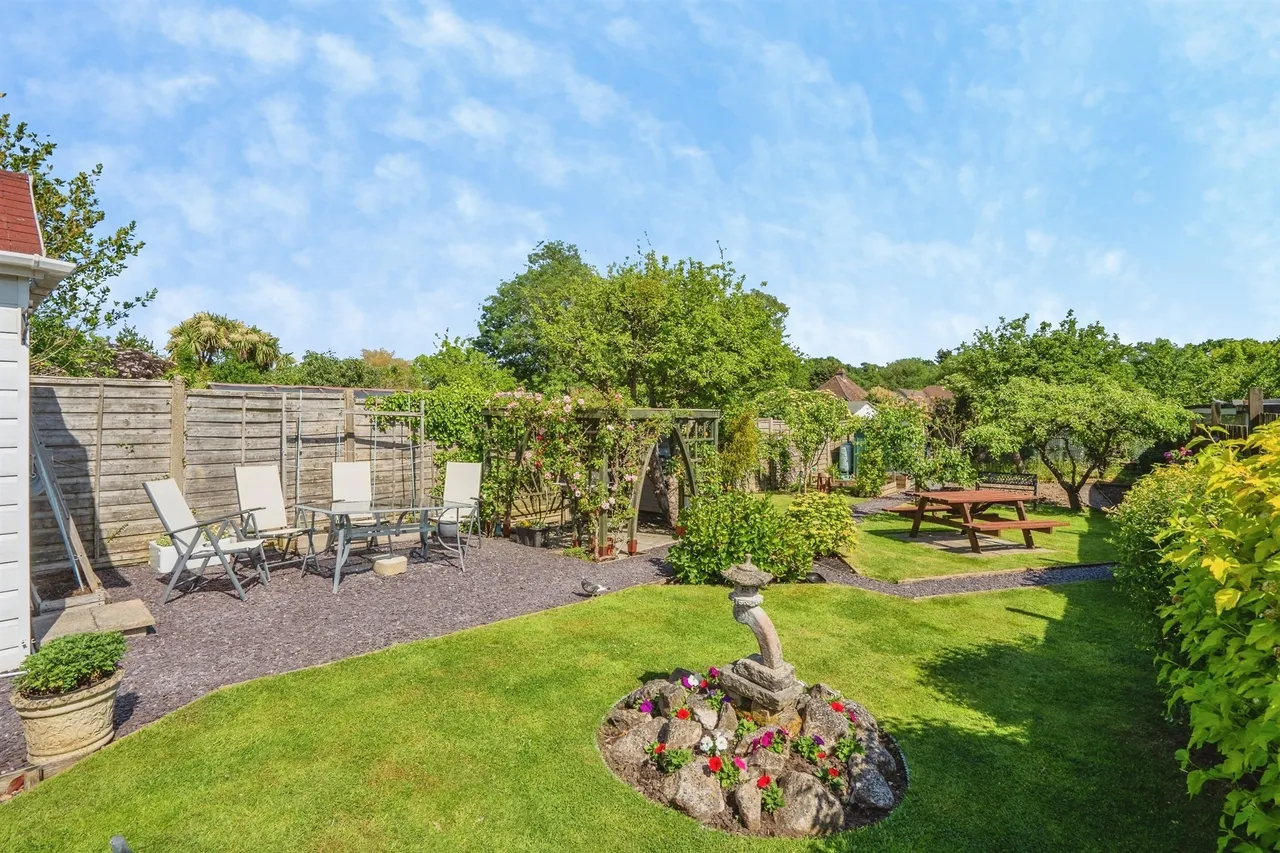 Elmwood Avenue, Waterlooville, PO7, photo 6