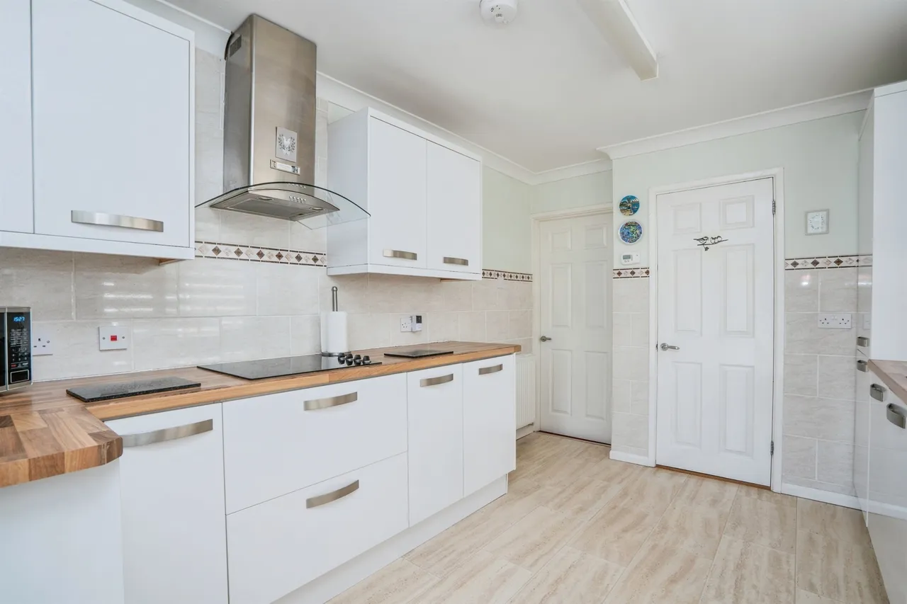 Elmwood Avenue, Waterlooville, PO7, photo 8