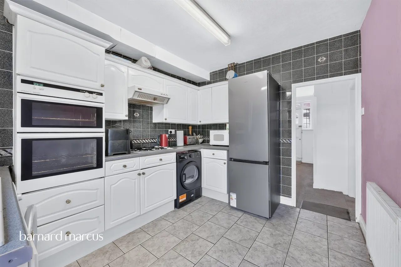 Kingston Road, Epsom, KT19, photo 3