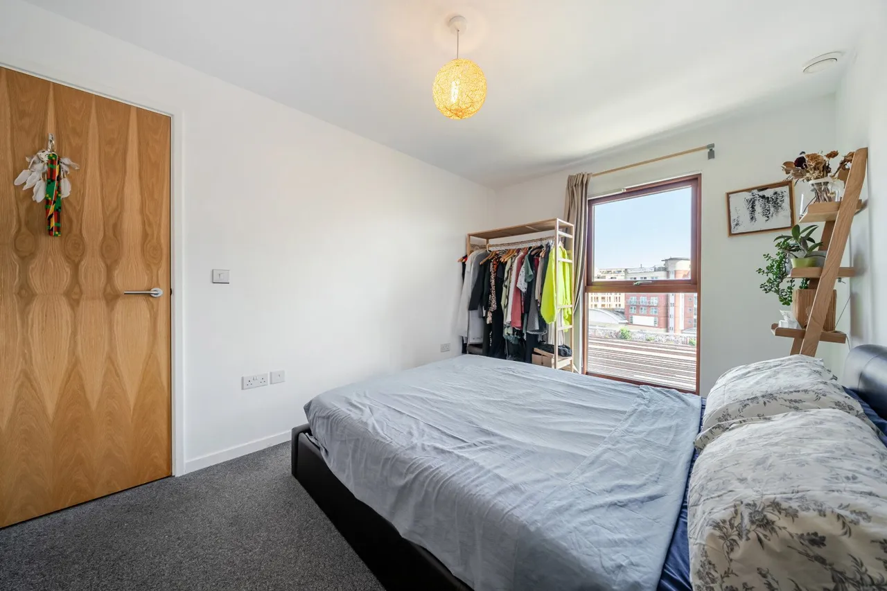 Enid Street, SE16, photo 13