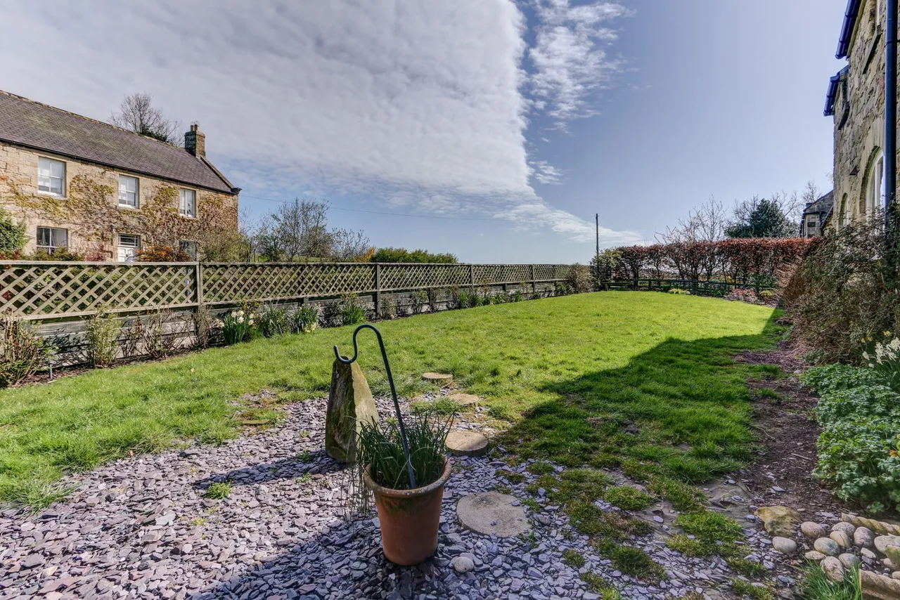 Cromwell Close, Netherwitton, NE61, photo 25