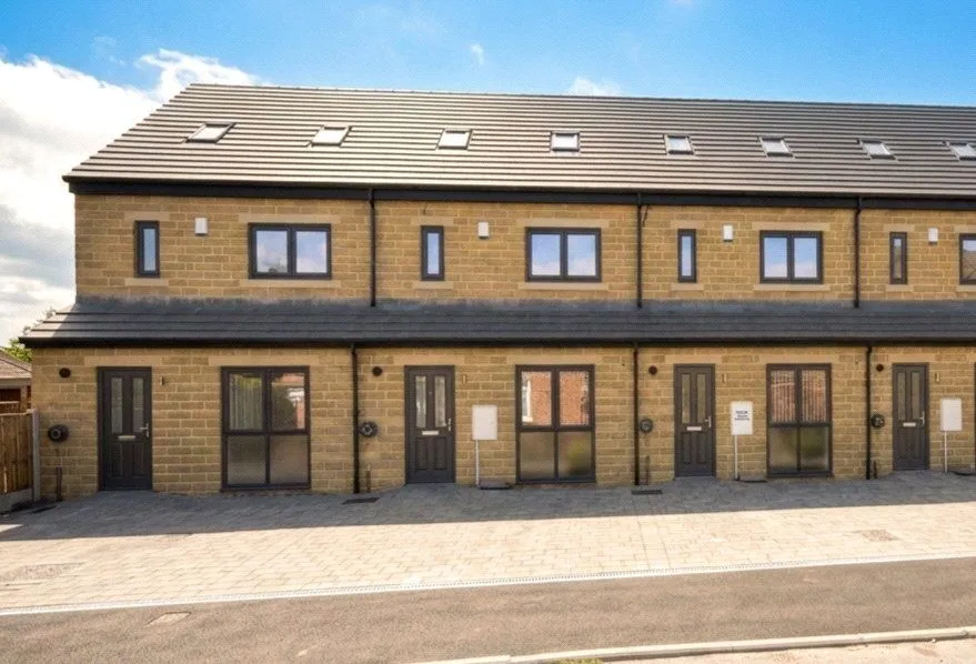 3 bed house to rent, Belle Vue Street, Batley, WF17