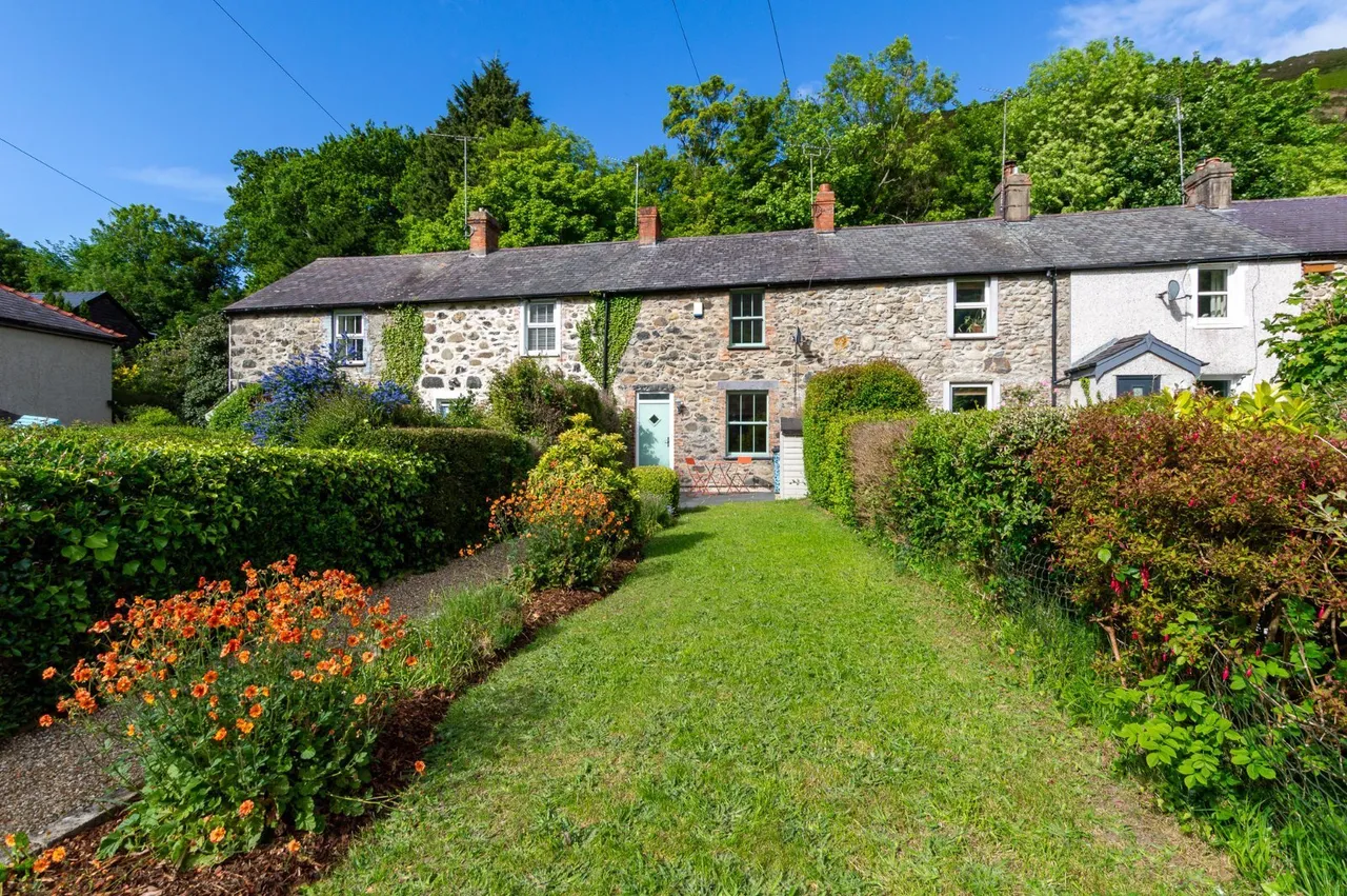 Glyn Terrace, Dwygyfylchi, LL34, photo 20