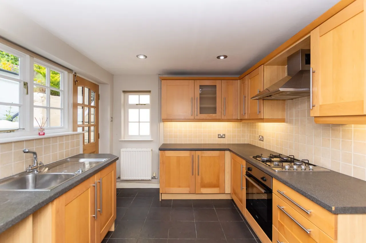 Glyn Terrace, Dwygyfylchi, LL34, photo 4