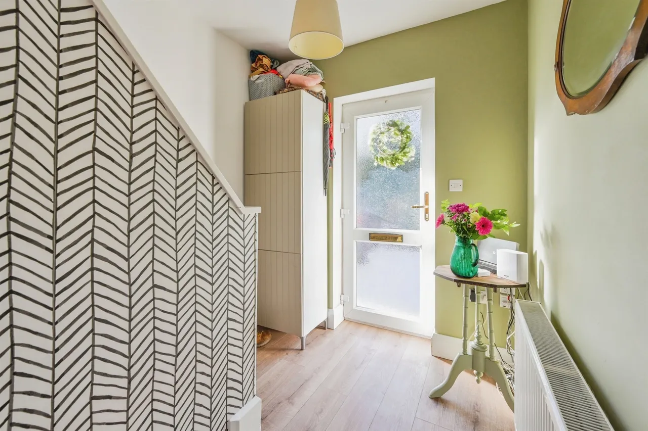 Hall Drive, Doveridge, Ashbourne, photo 9