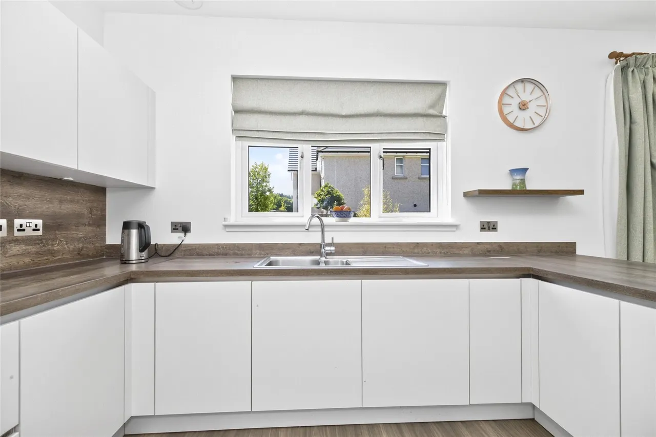 West Craigbank Avenue, Cults, AB15, photo 6