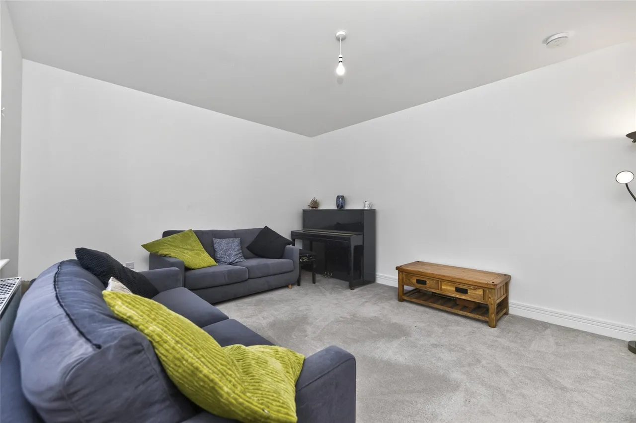 West Craigbank Avenue, Cults, AB15, photo 3