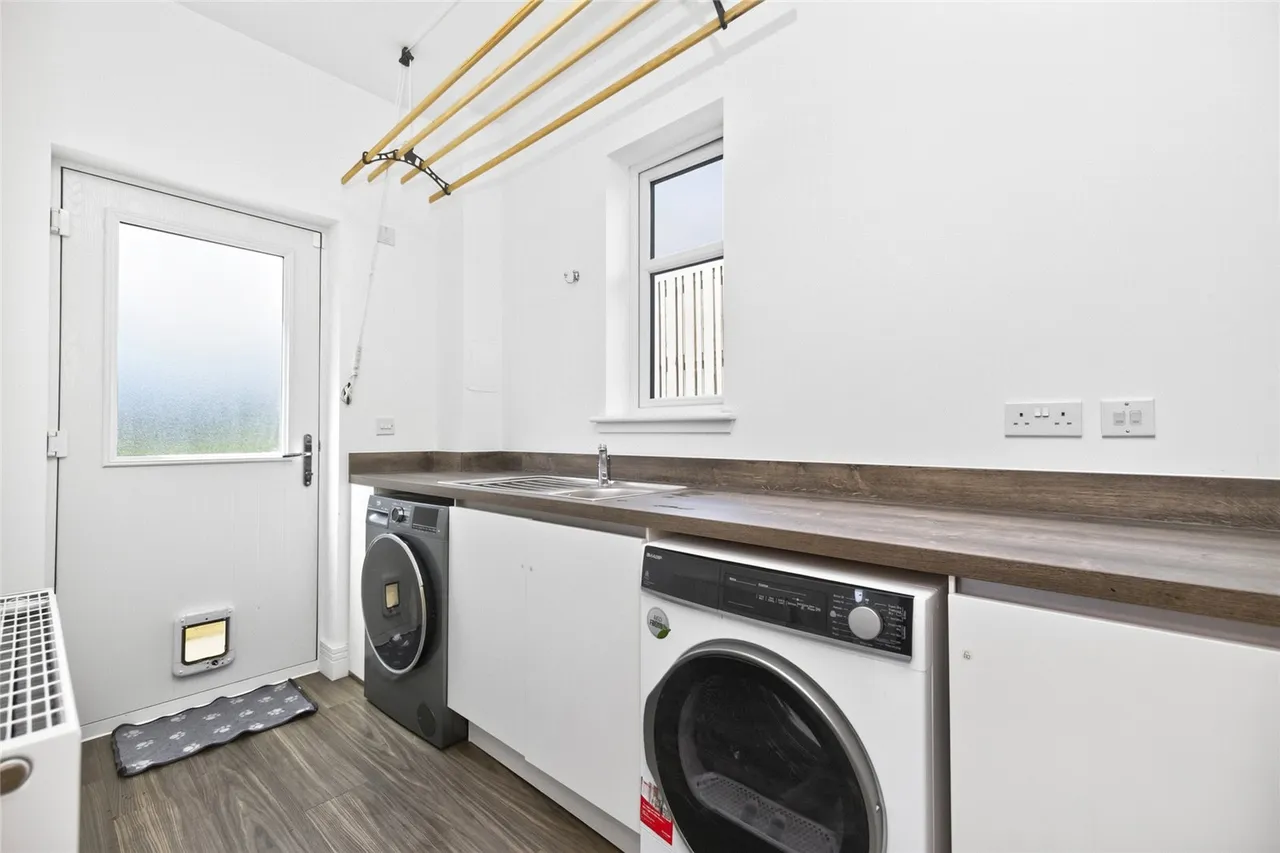 West Craigbank Avenue, Cults, AB15, photo 9