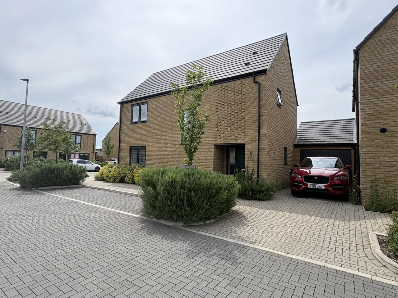 3 bed house to rent, Rusling Way, Stevenage, SG1