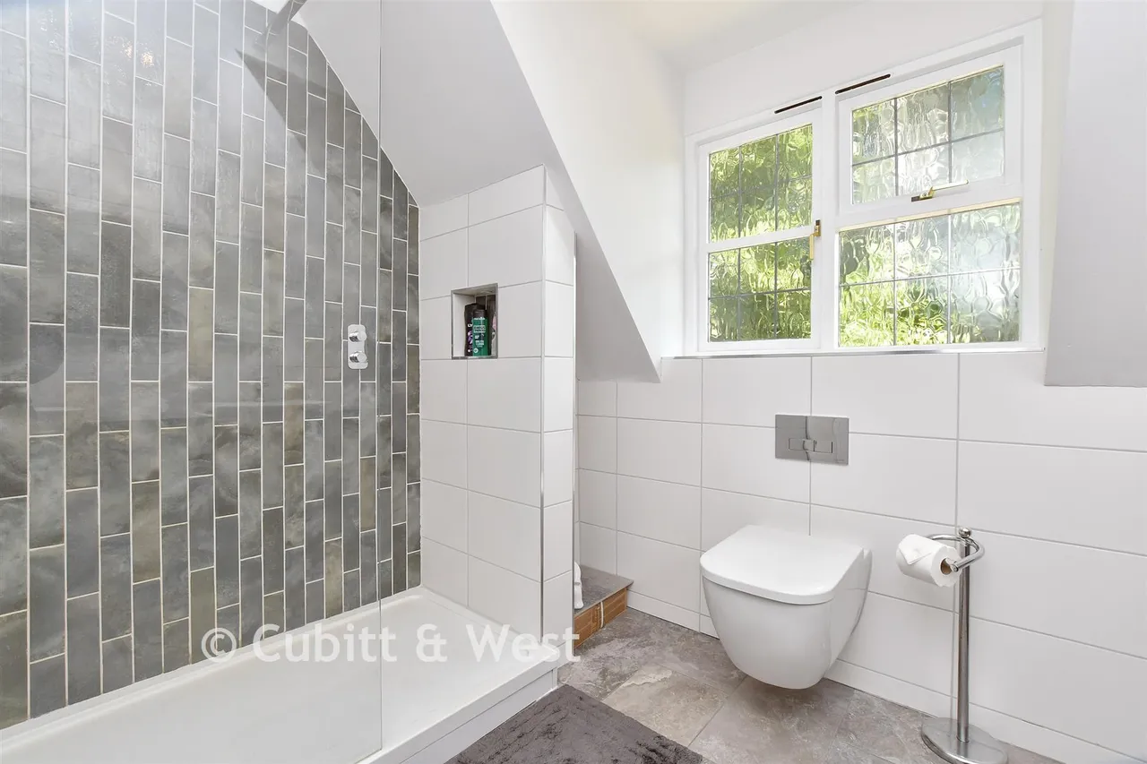 Reigate Road, Leatherhead, KT22, photo 10