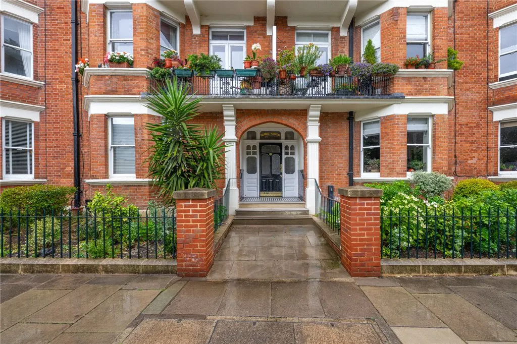 Delaware Road, London, W9 2, photo 26