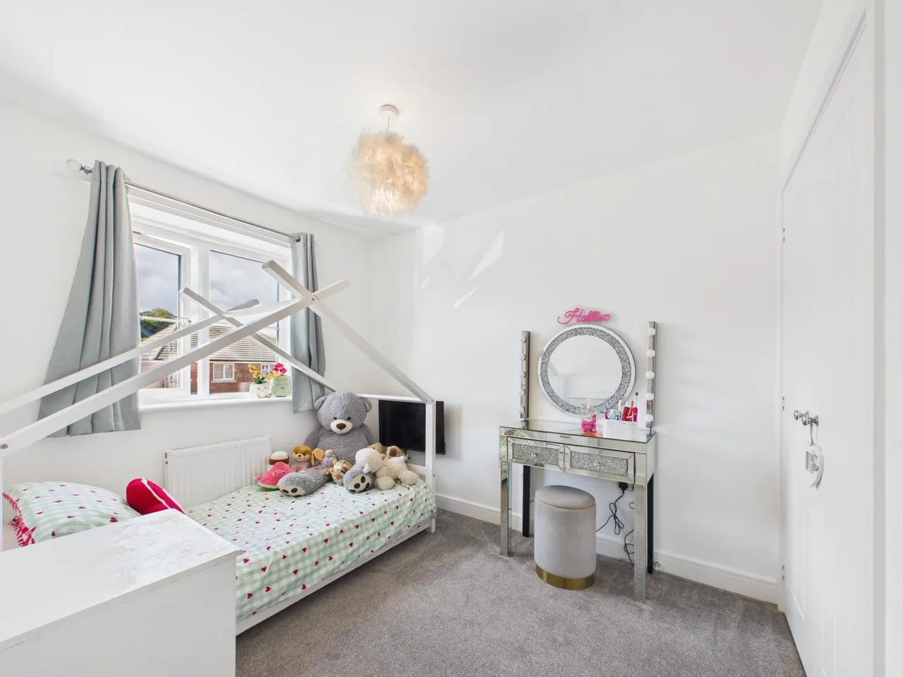 Brabazon Road, Newport, NP10, photo 13