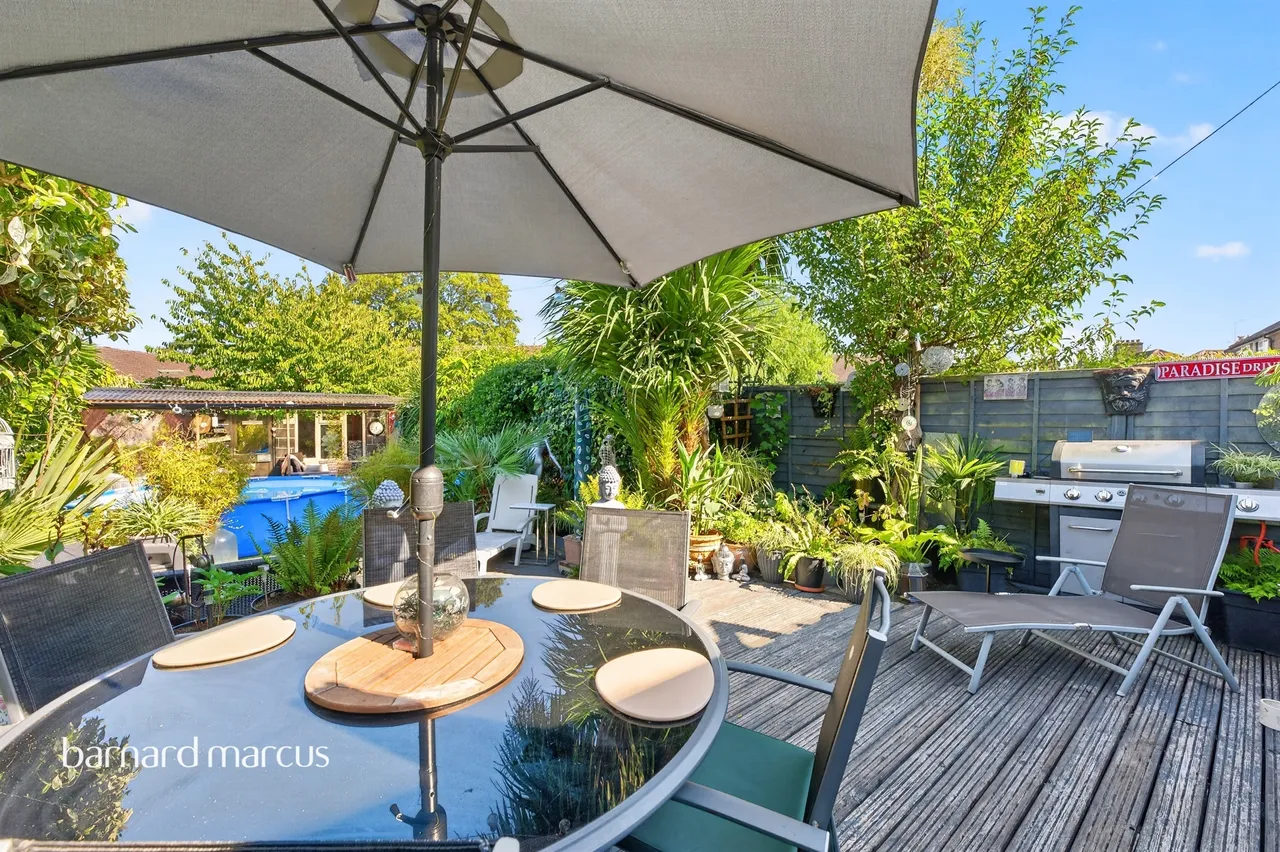 Tonstall Road, Epsom, photo 12