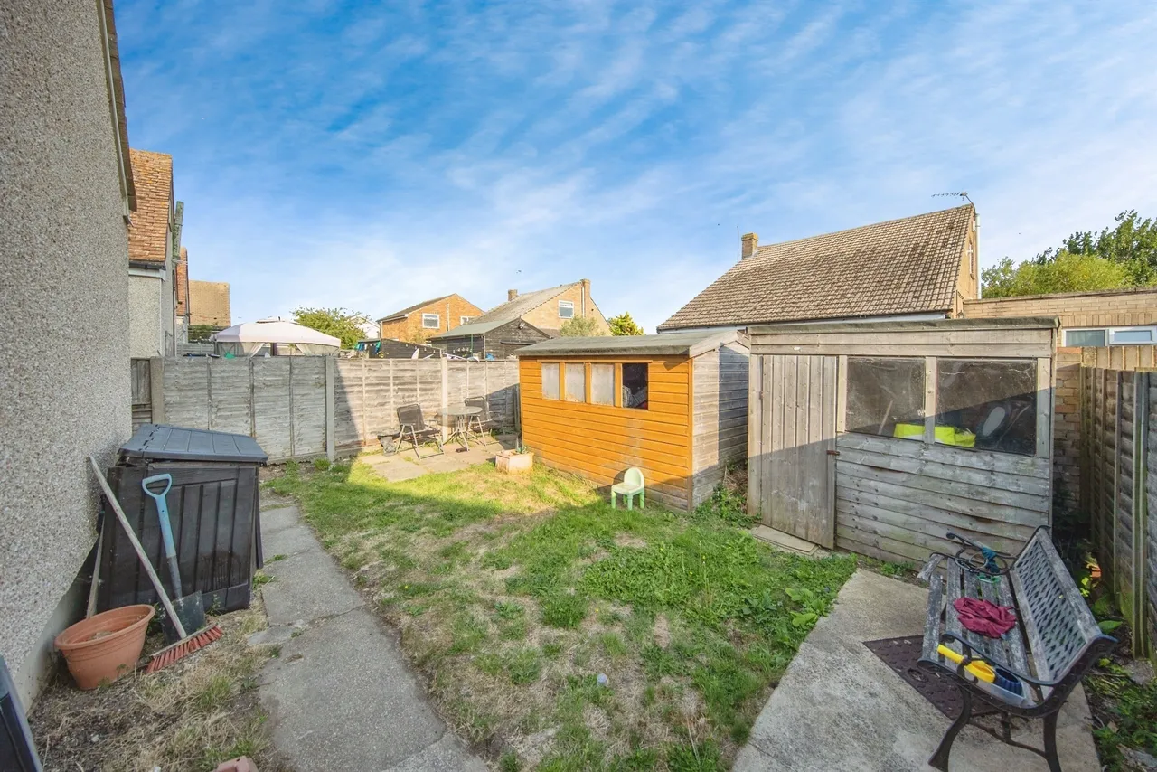 Crossways, Jaywick, Clacton-On-Sea, photo 11
