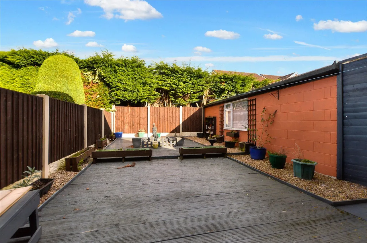 The Oval, Rothwell, LS26, photo 14