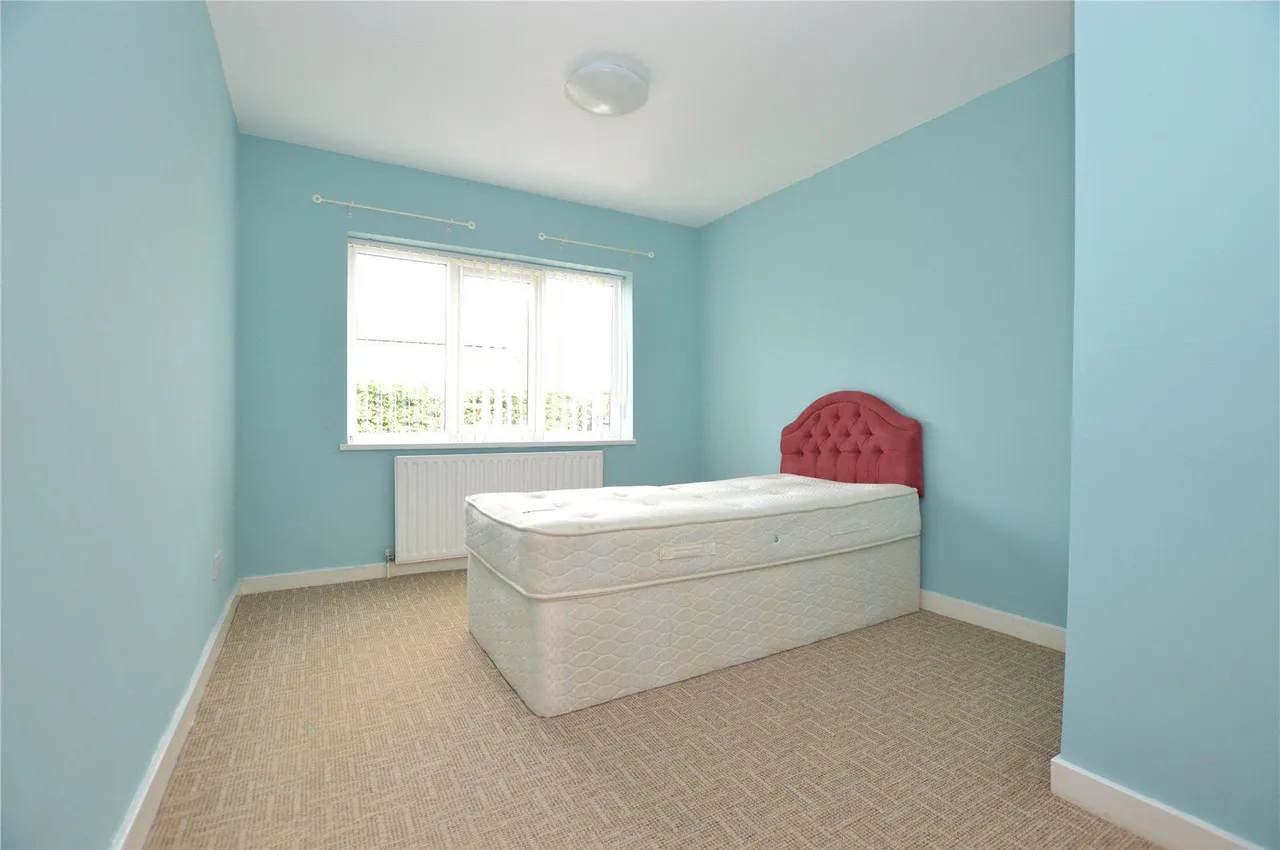 The Oval, Rothwell, LS26, photo 5