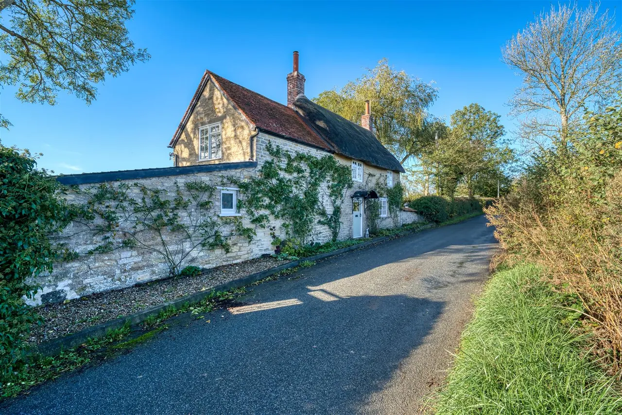 Terrace Lane, Stour Provost, photo 17