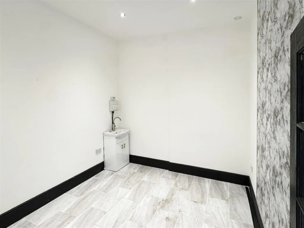 Sankey Street, Warrington, WA1, photo 4