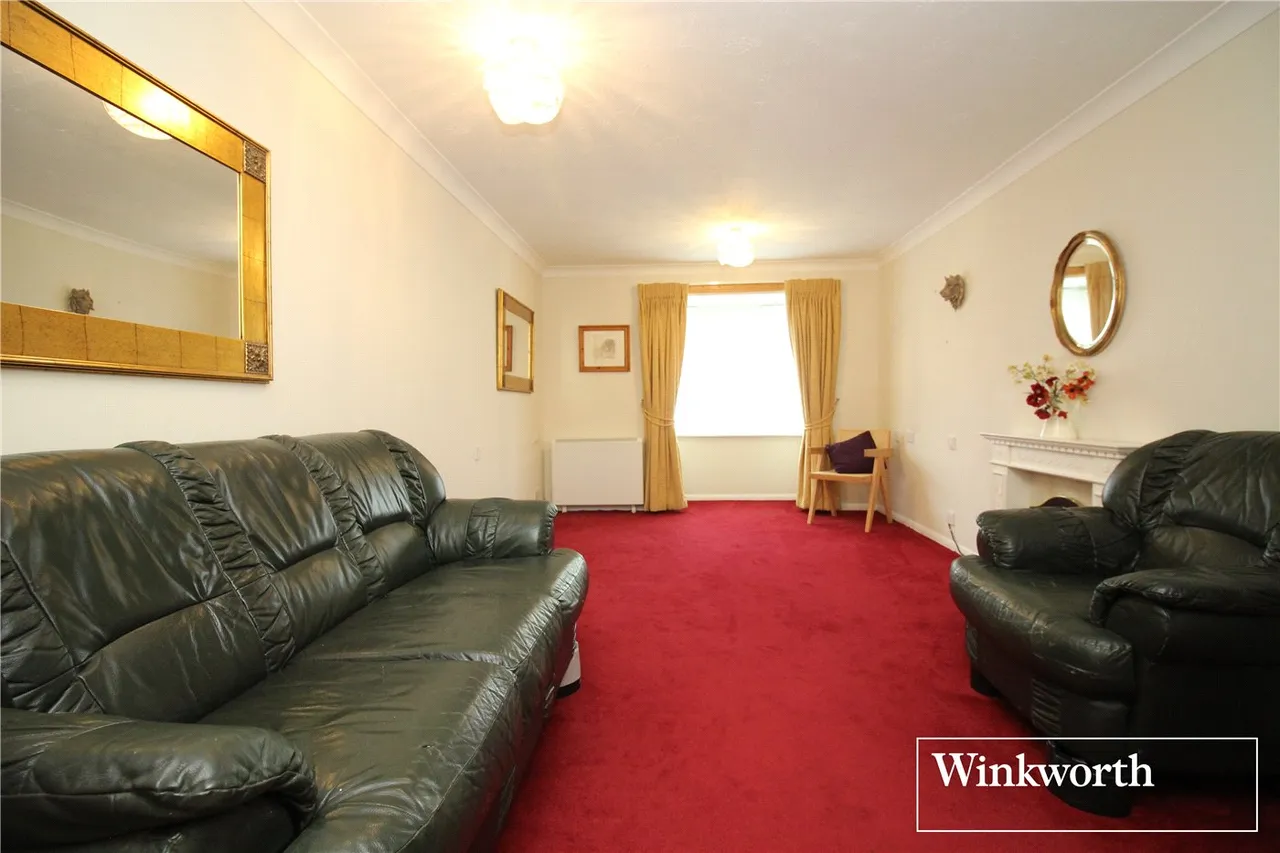 Furzehill Road, Borehamwood, Hertfordshire, WD6, photo 4