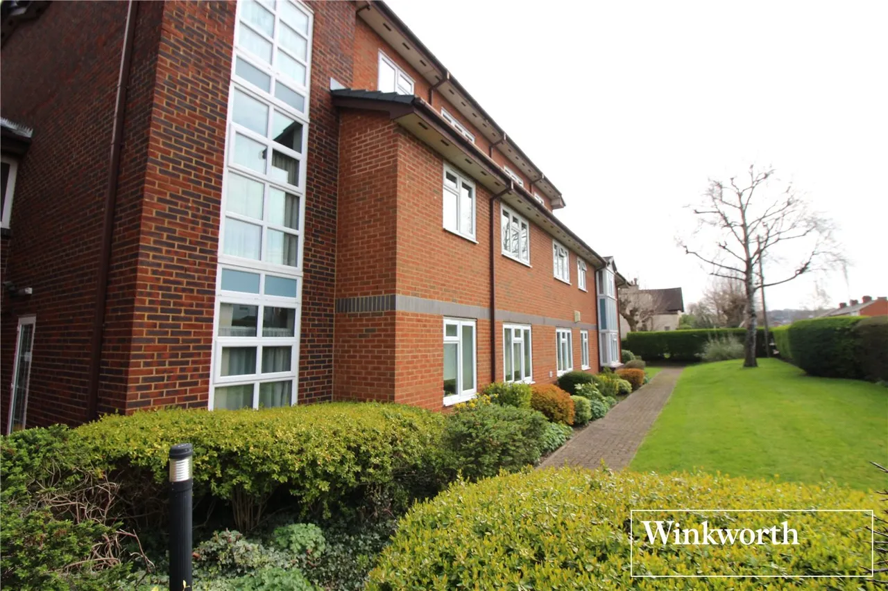 Furzehill Road, Borehamwood, Hertfordshire, WD6, photo 5