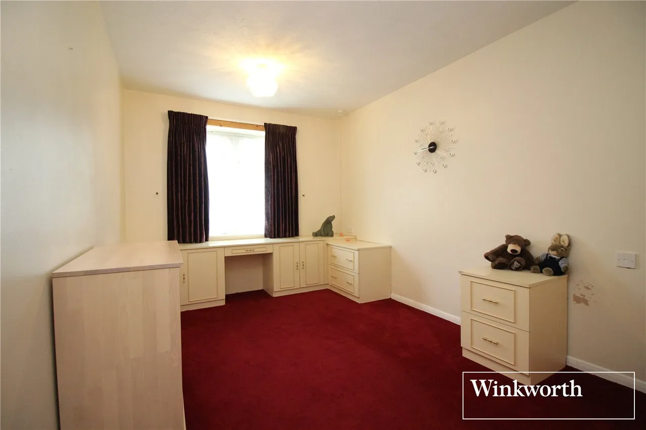 1 bed flat for sale — Furzehill Road, Borehamwood, Hertfordshire, WD6