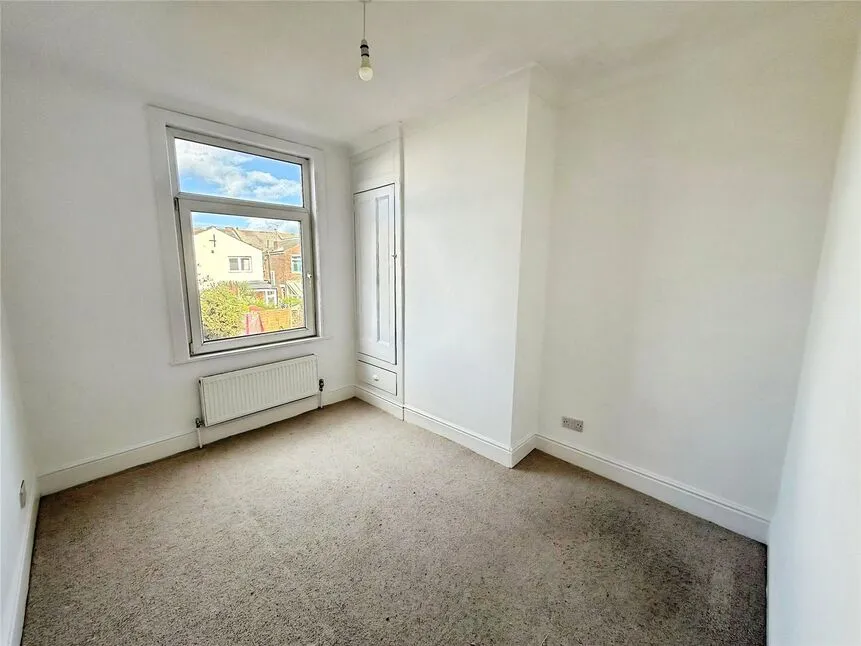 Chichester Road, Portsmouth, Hampshire, PO2, photo 11