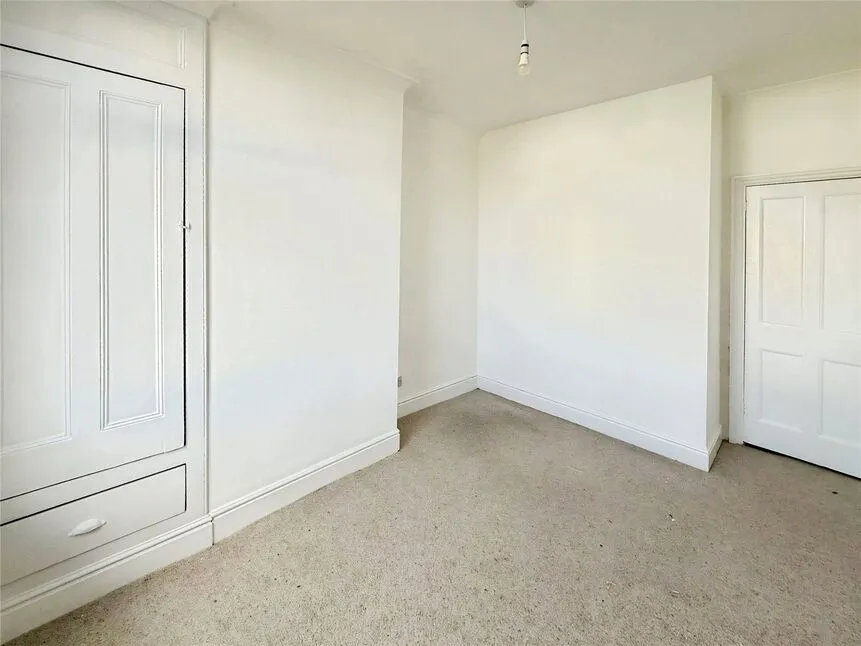 Chichester Road, Portsmouth, Hampshire, PO2, photo 7