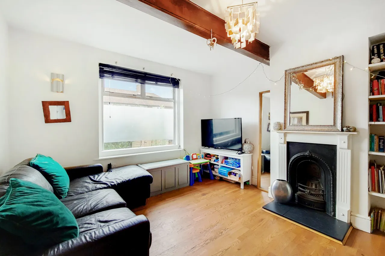 Westcott Crescent, London, W7 1PL, photo 5