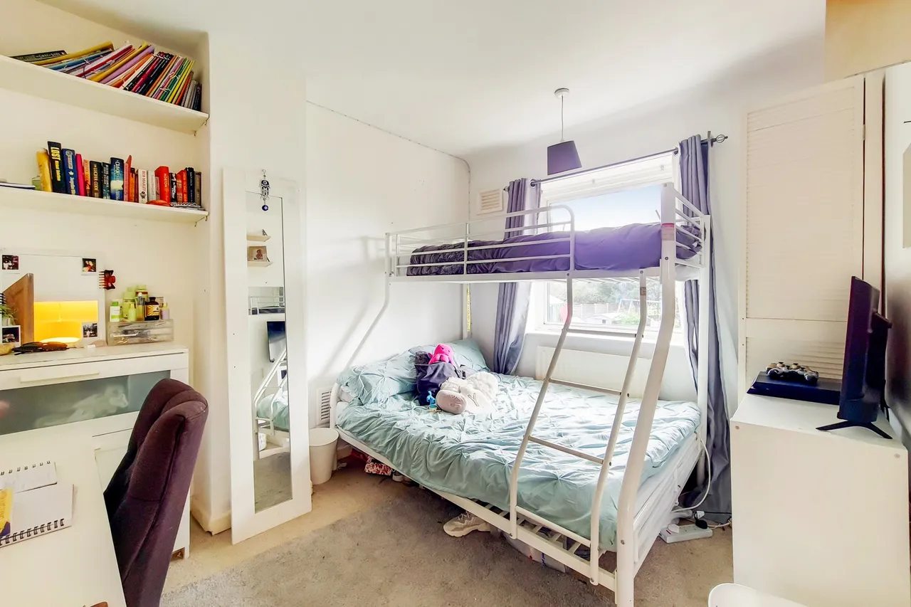 Westcott Crescent, London, W7 1PL, photo 10