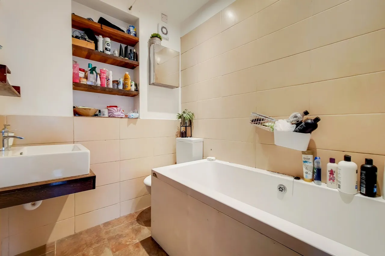 Westcott Crescent, London, W7 1PL, photo 8
