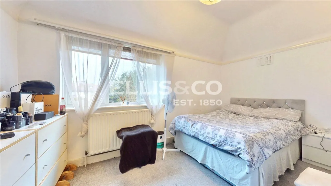 Oakington Avenue, Wembley, HA9, photo 8