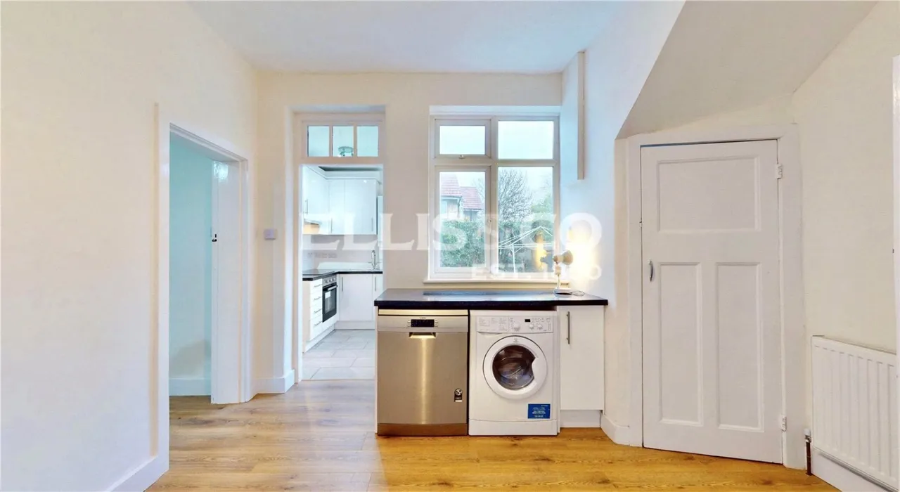Oakington Avenue, Wembley, HA9, photo 14