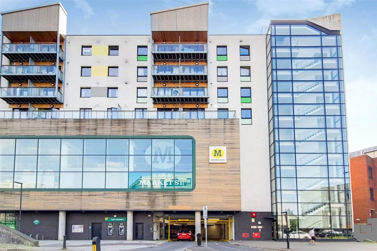 flat to rent — Pinner Road, Harrow, HA1